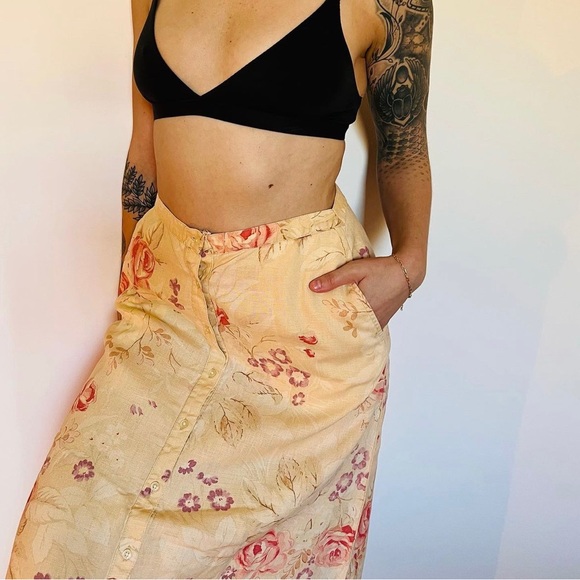 Ralph Lauren Dresses & Skirts - Vintage 90’s Ralph Lauren 100% Limen Skirt